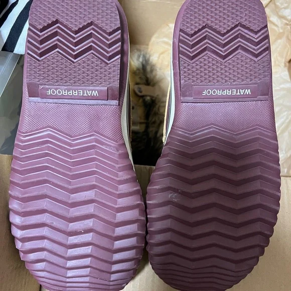 Sorel waterproof Boots Sz7 - Picture 4 of 7